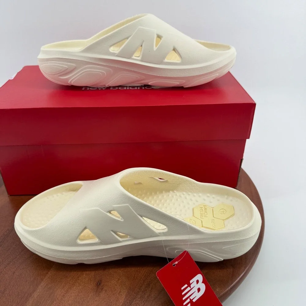 New Balance Fresh Foam RCVRY Slide Beige Athletic Recovery Sandal Men's 11 NIB